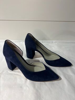 1 State Classic Navy Suede Block Heel Pumps - Women